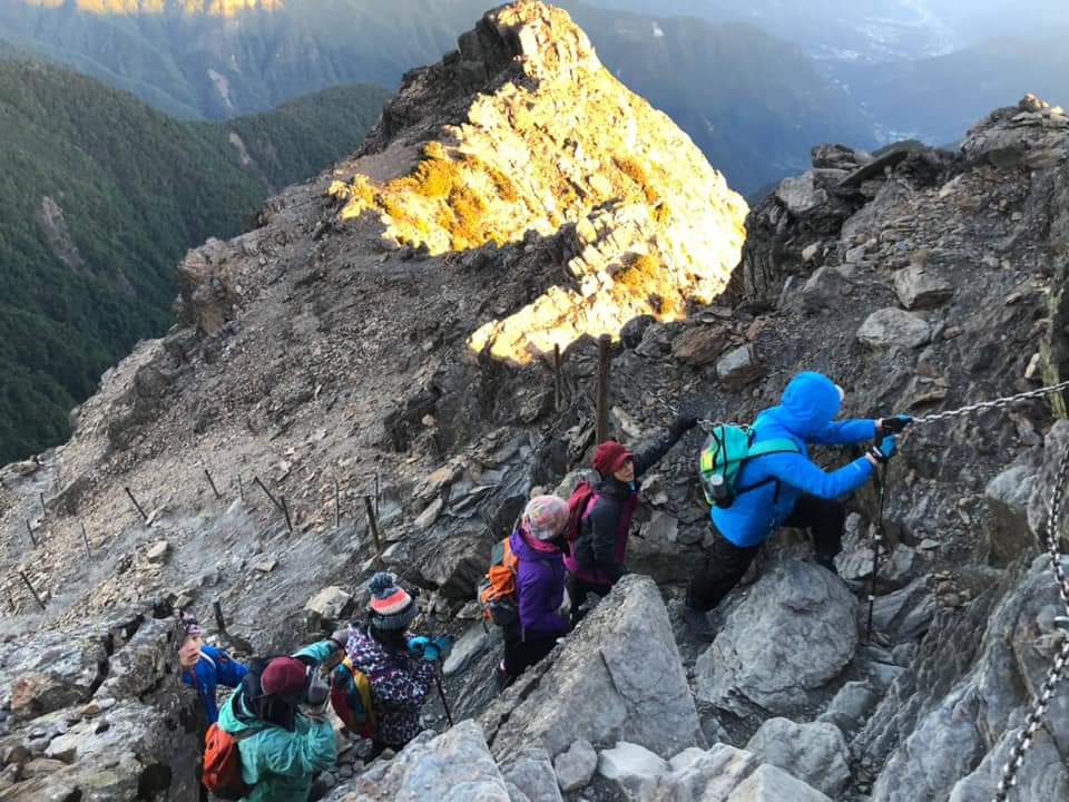 2020�~�k�n�ɤs�n���e���}�����@�q���C