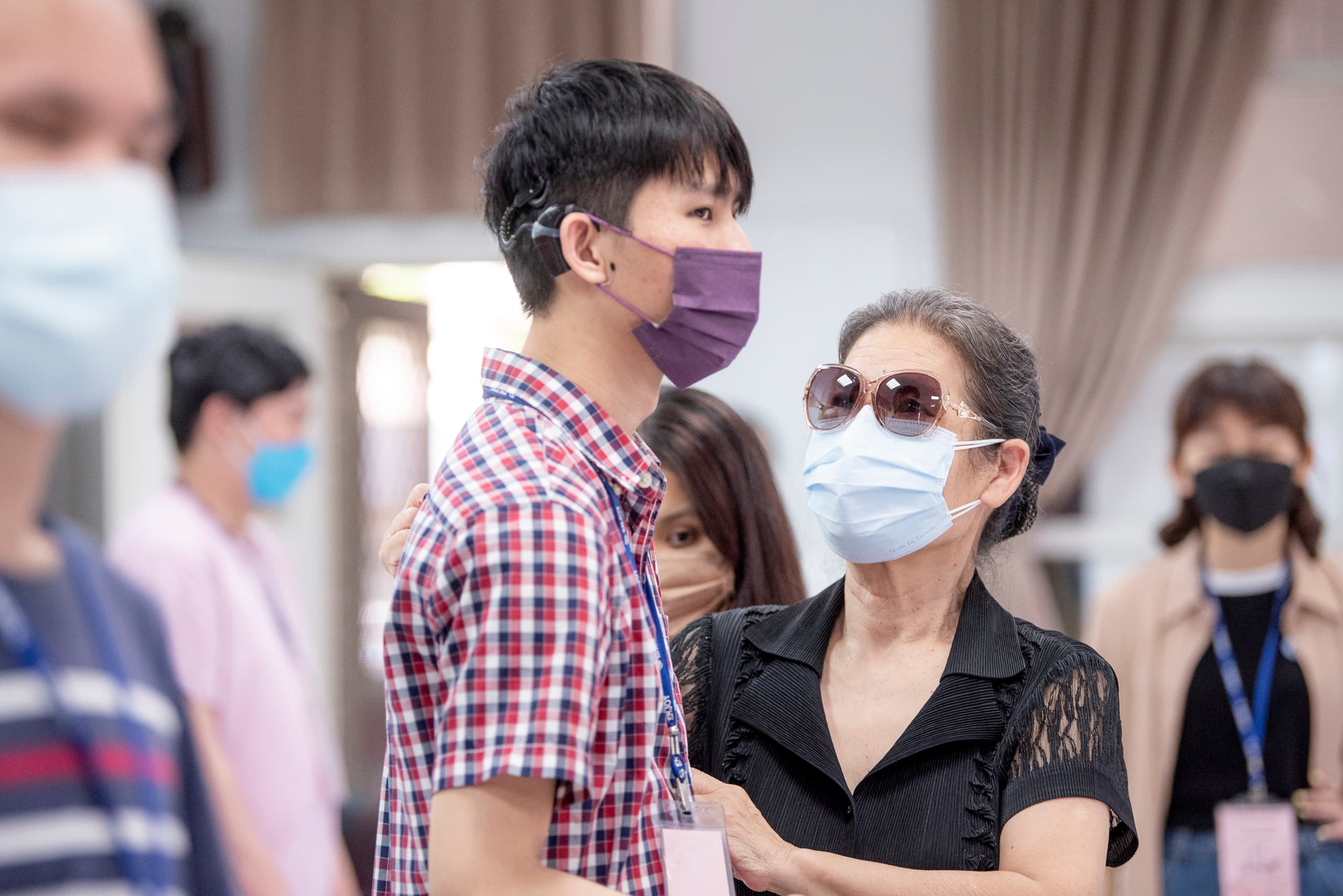 �綤�ĤG�Ѧ��W�A�t�˩M�j�a�b�j�|���m�߰ۡq�p�G�i�H�r�C