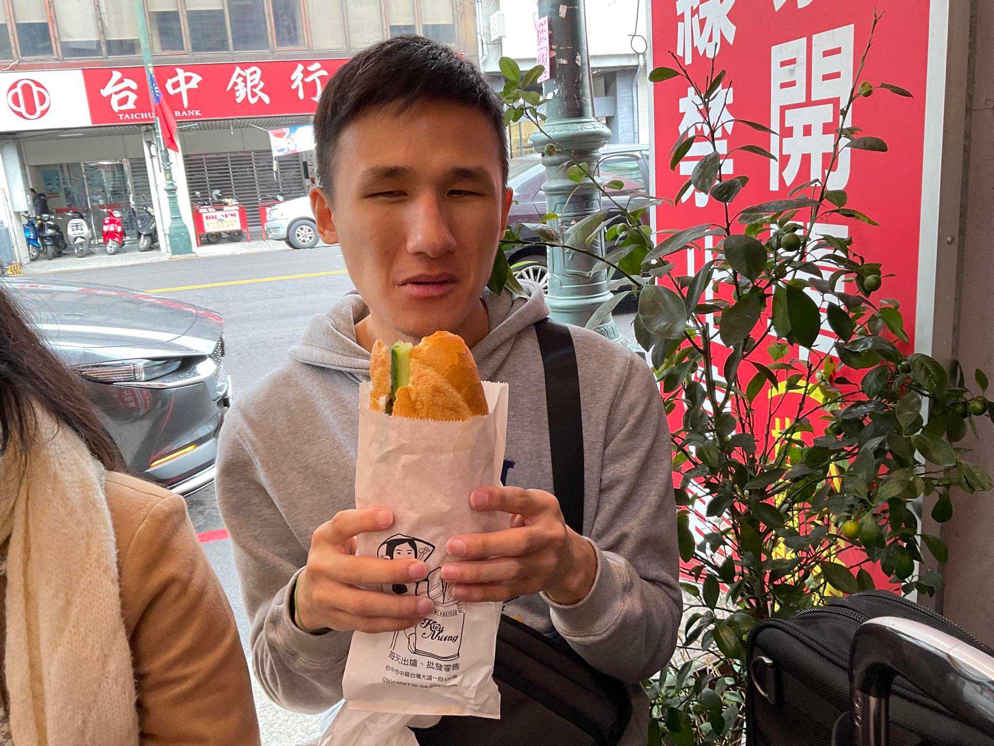 �n�ͦ��껨�O�@�̥X�C���n�f�סC