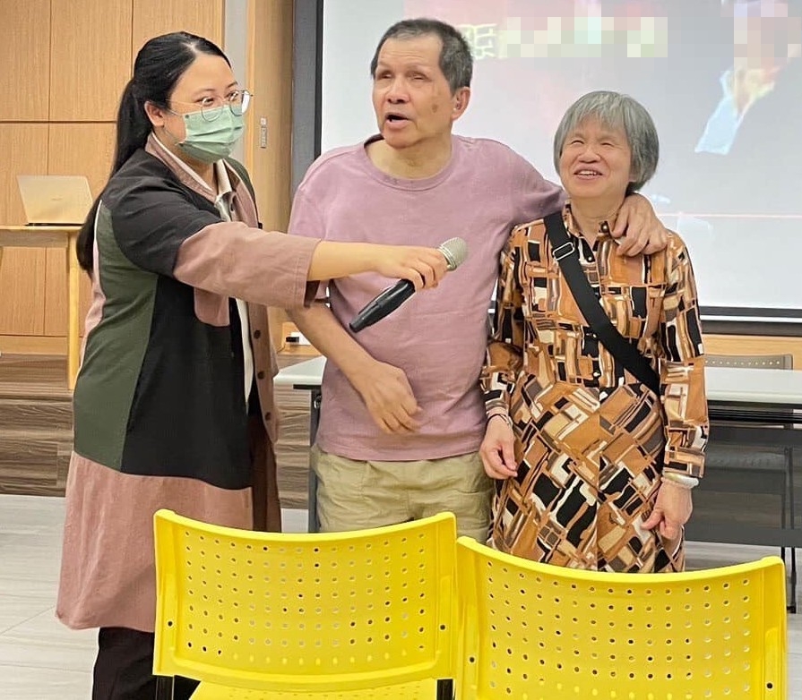 �_�����Ұ��h���A�ש���u�n�n���]�v���~�����ҡA�����u�@�H���C