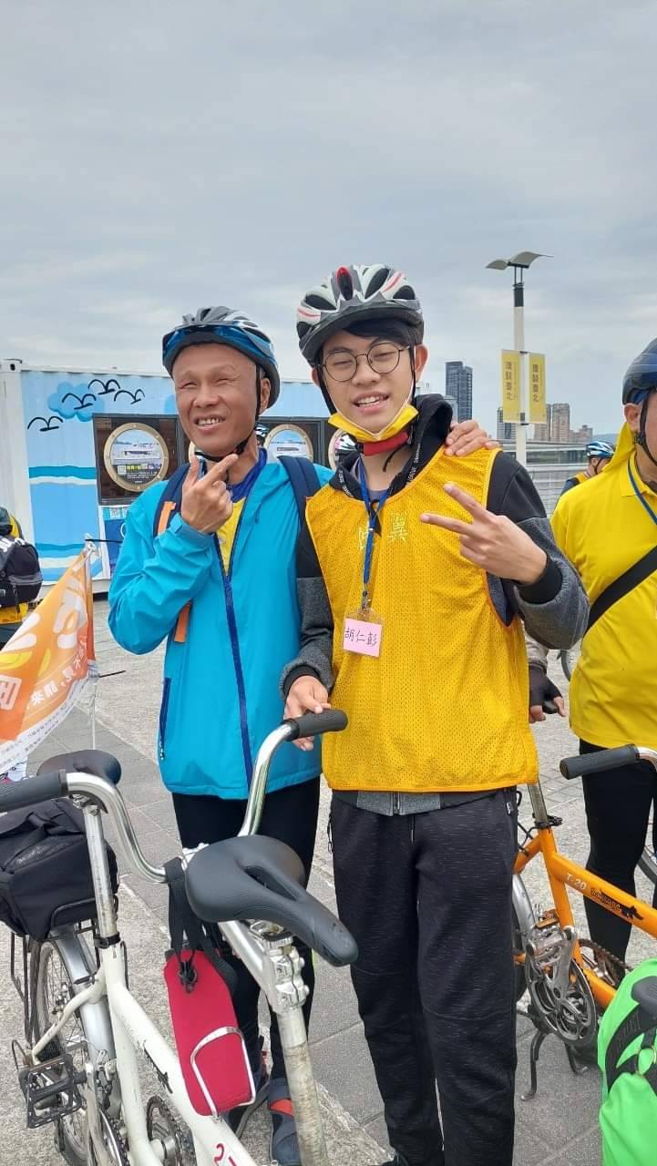 �@�̻P�Ӥu�J���^�]�k�^�C