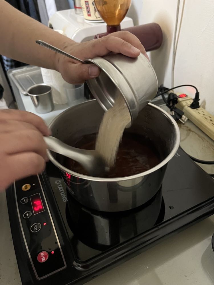 �ϤT�G�N�u�[�J�}�C