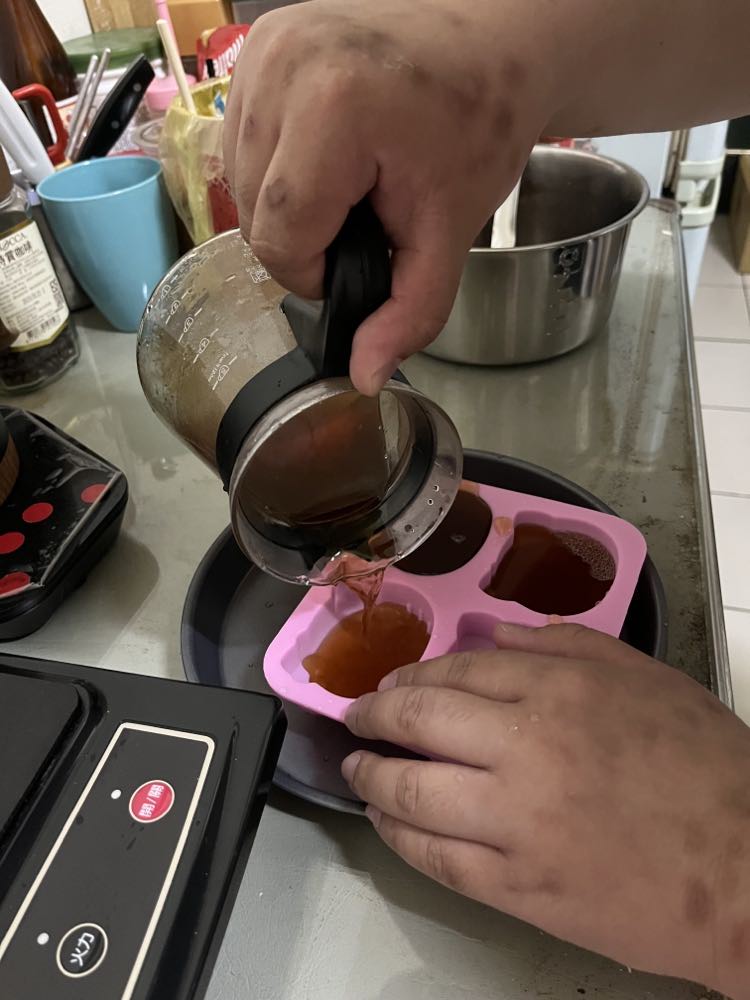 �Ϥ��G�ˤJ�ҫ��C