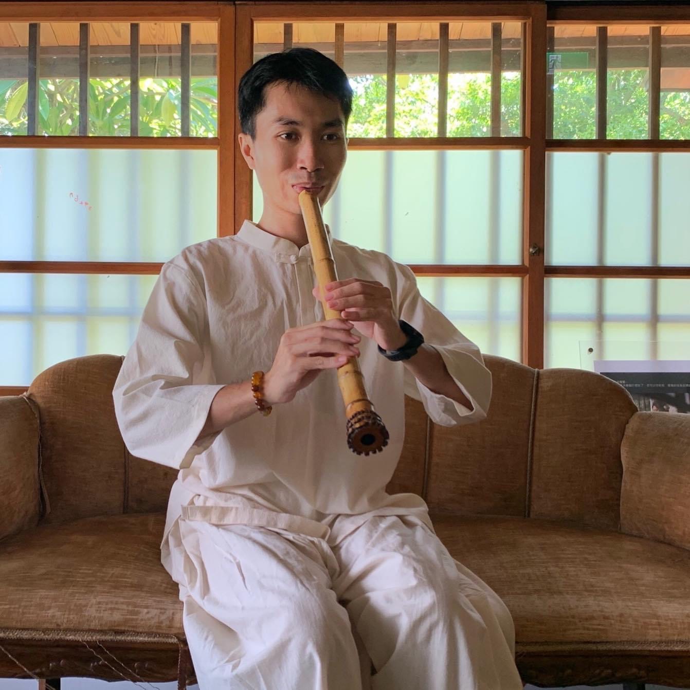 �|���b�o���g�a�ؤU�ڷQ�A���ӹA�����l�A�i�b��U�j���}­�C