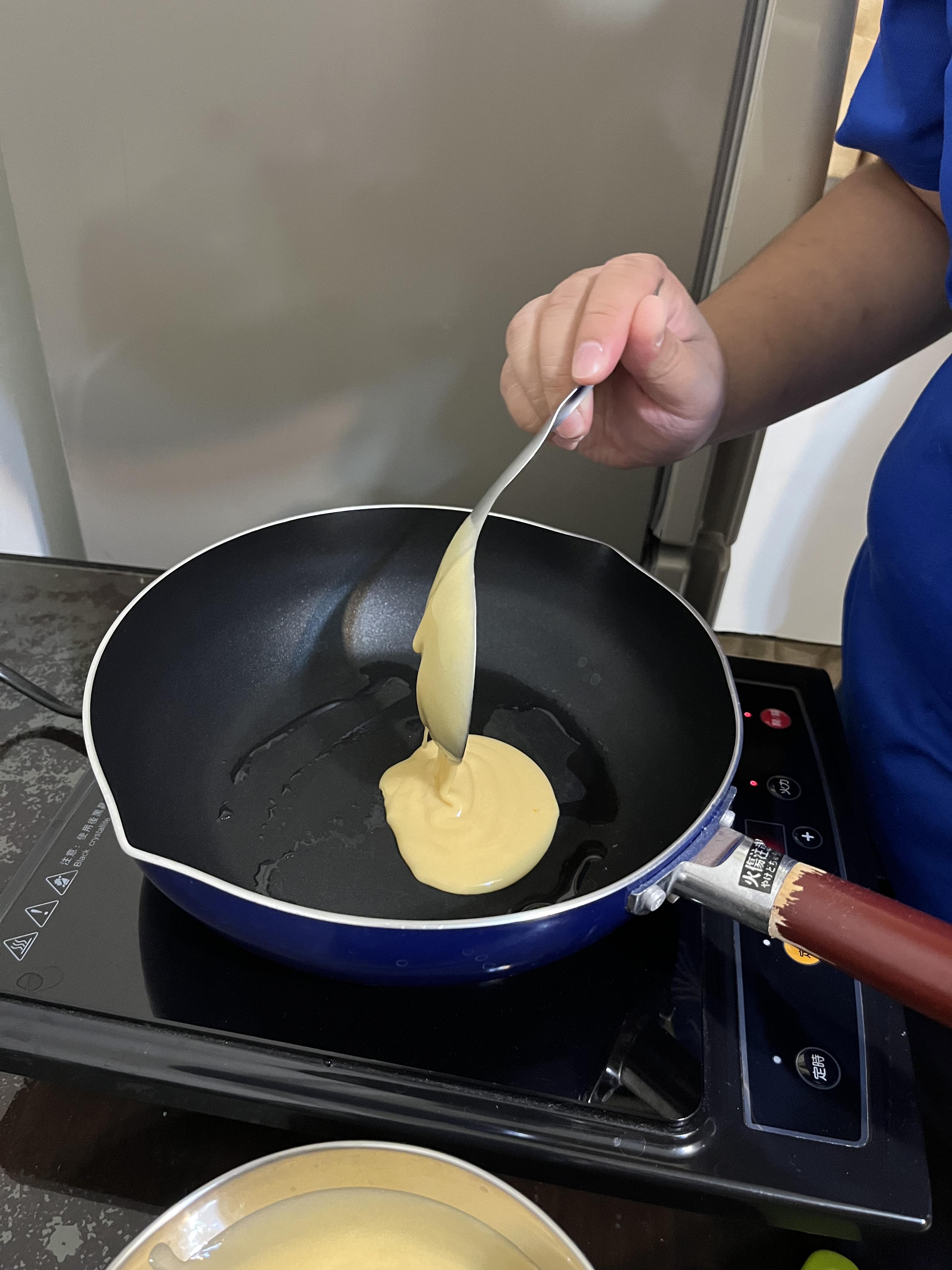 �Τp���ͫ��@�c�ѽk�ˤJ��̷ΡC