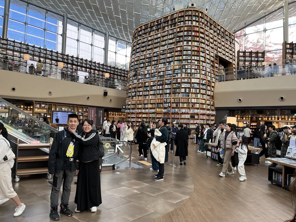 �ͯ����ٱ`�ۭt���ơC�Ϭ�����P�ŹϮ��]�C