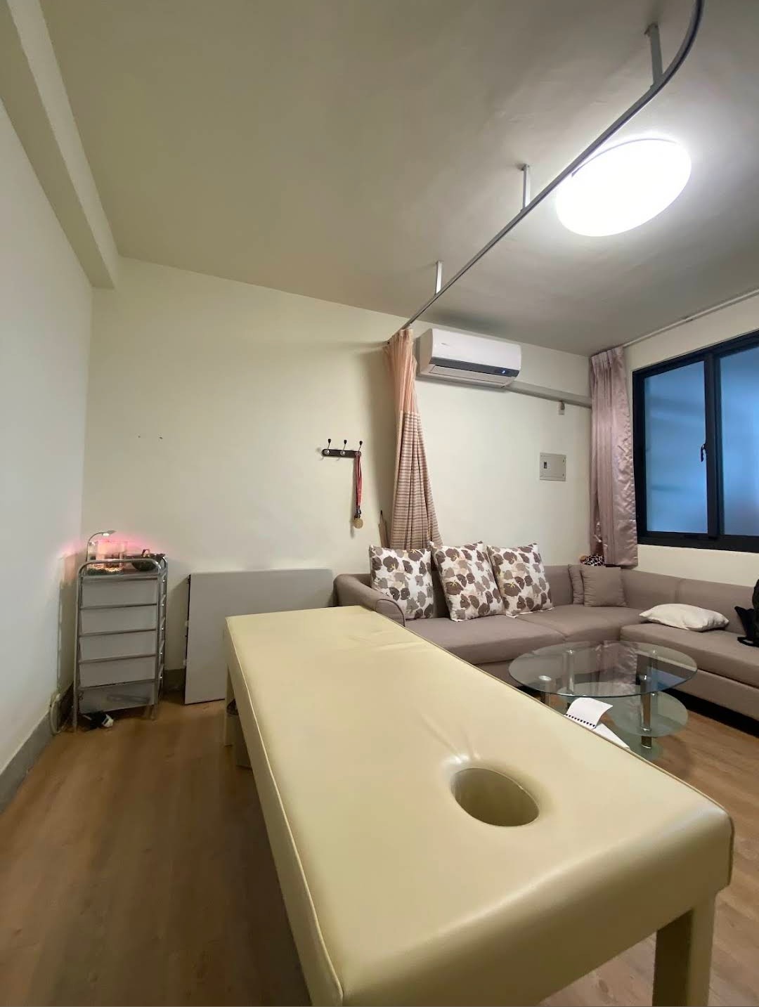 ���s�j�j�����u�@�Ǫ��������ҡC