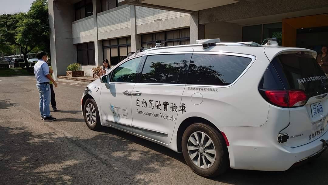 �H�ʶ}���N�O�o���u��|���۰ʾr�p���種�C