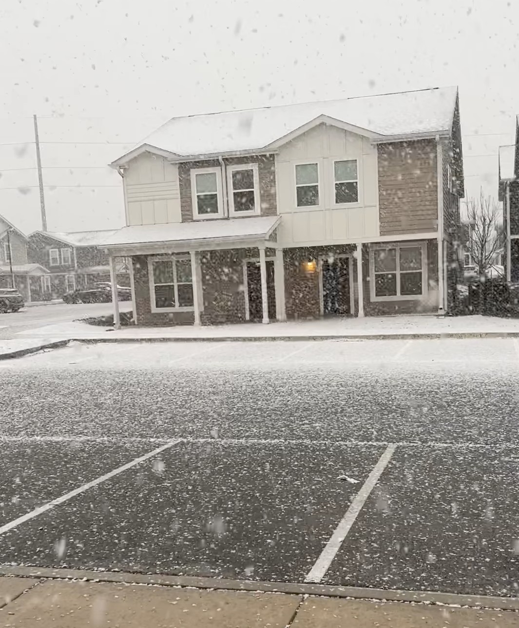 �h�~���A�зO�J���H�ͪ��Ĥ@�������C