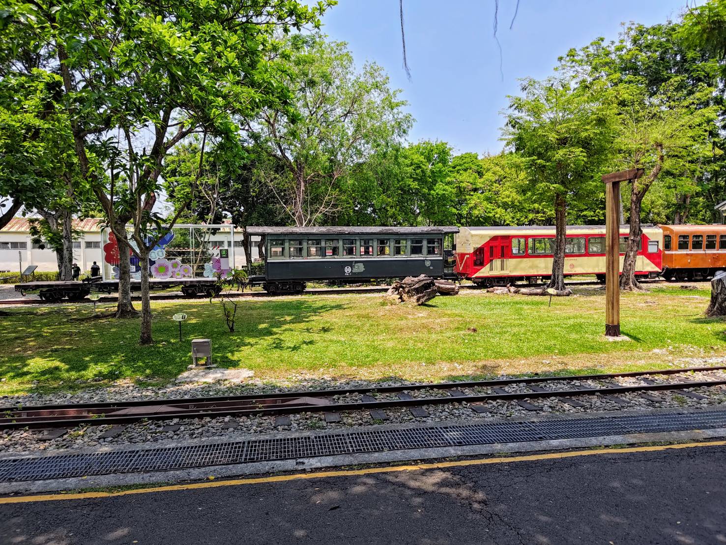 �i�ܫܦh�¤����[���_�����w��ϡC