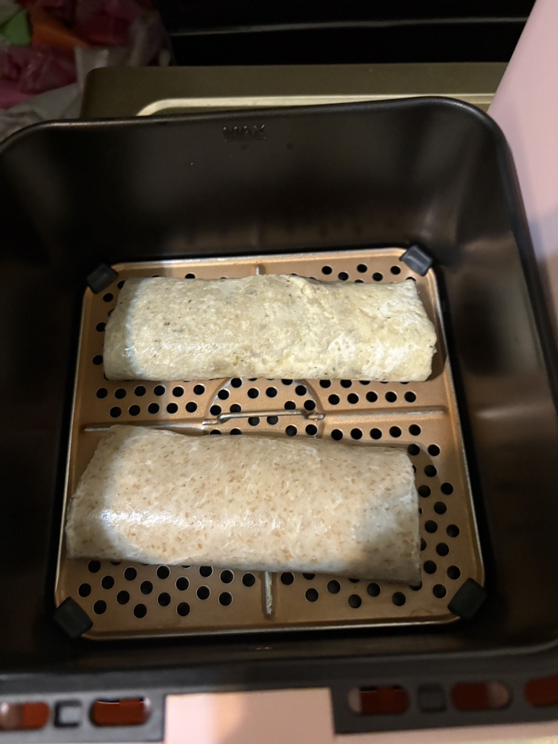 ��J����C