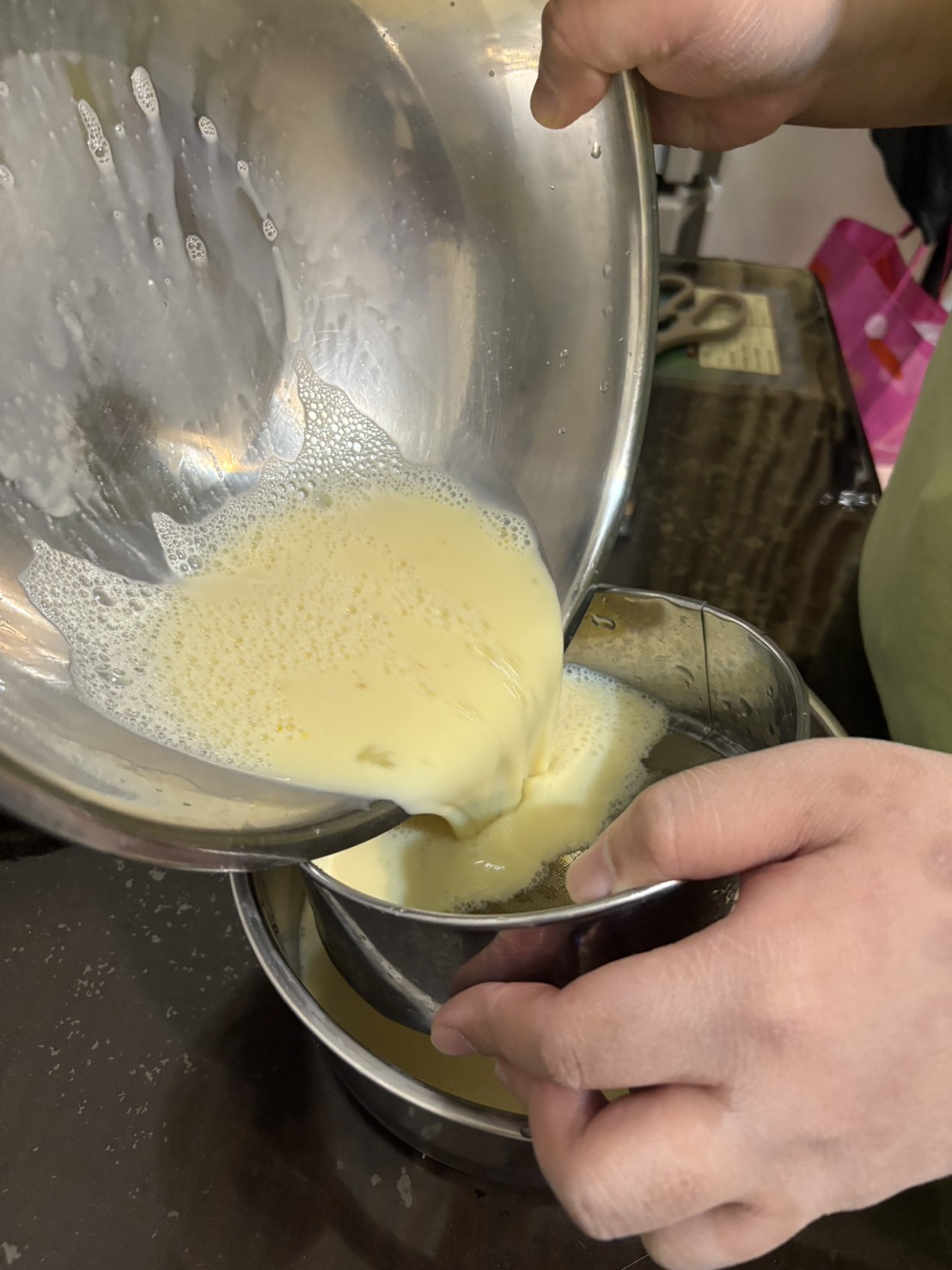 �N���B�G�L�z�⦸�C